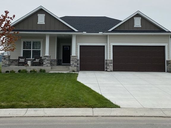 The Niagara - A Exterior