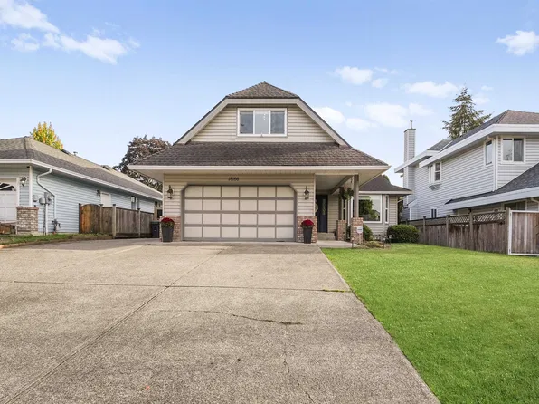 18166 Claytonhill Dr, Surrey, BC V3S 7N6