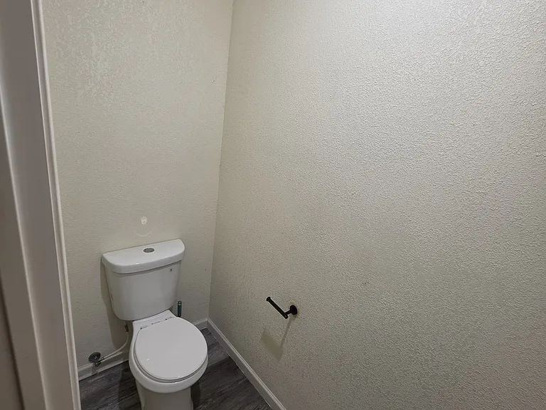 215 N Polaris — Photo 18