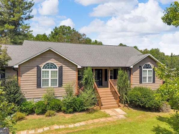 131 Pine Oak Dr, Martin, GA 30557