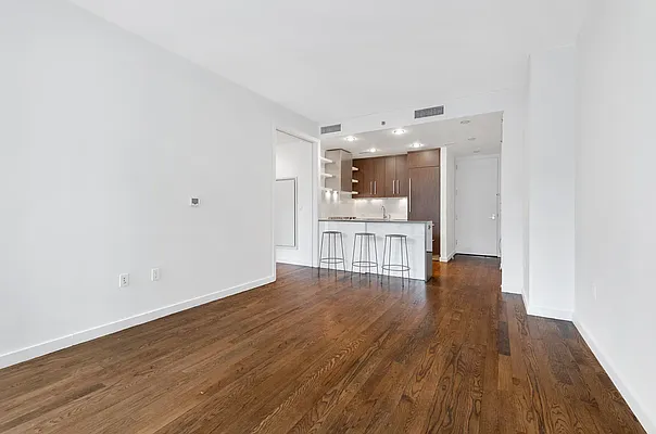 Rented by Compass | media 27