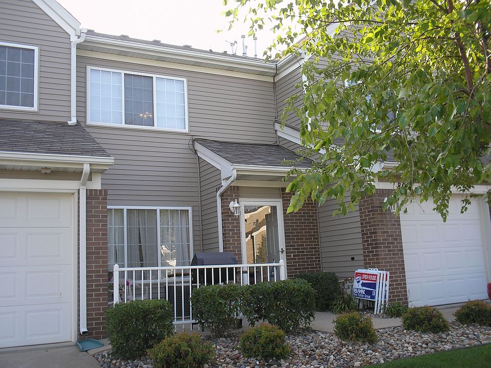 2nd image of 6855 Woodland Ave Unit 802