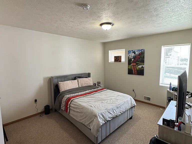 33 Ruth St #1 — Photo 6