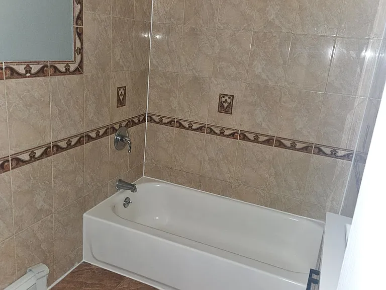734 S 15th St #1 — Photo 2