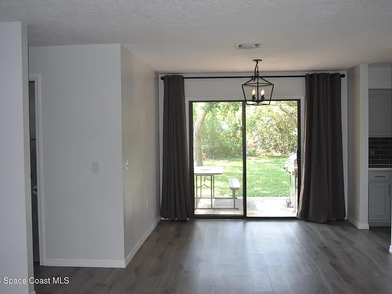 364 Brookedge St NE — Photo 3