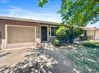 2221 Roselee Way, Sacramento, CA 95825