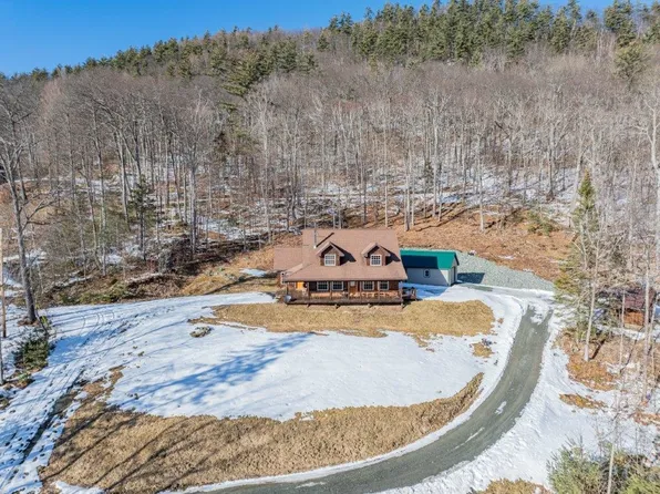 19 Weeks Road, Lancaster, NH 03584