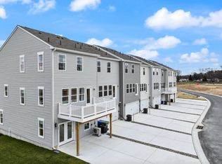 1 Northside Dr #26, Carlisle, PA 17015