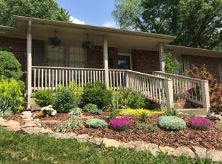 3306 Coldstream Dr, Lexington, KY