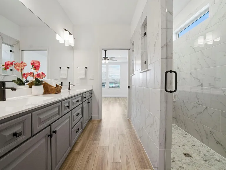 9727 Rockwell Dr — Photo 30