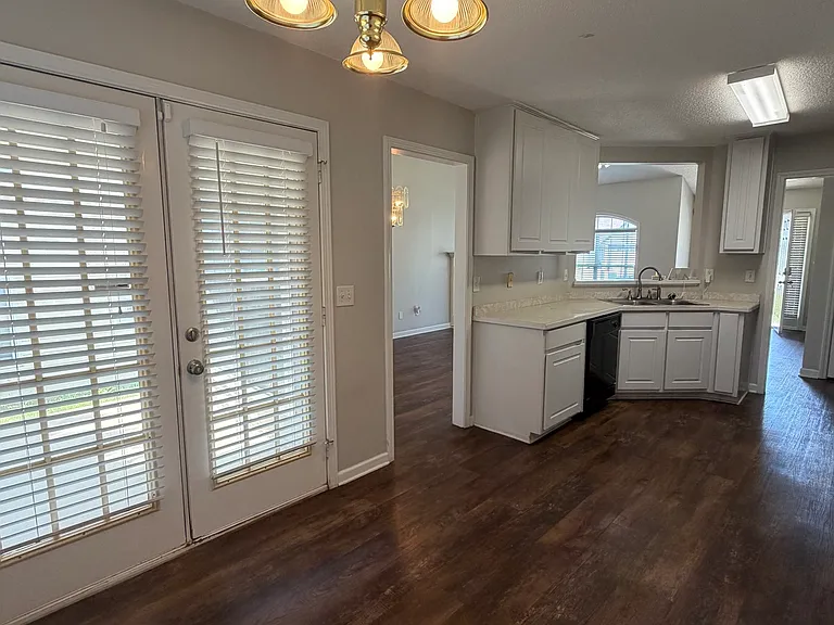 3020 Meadow Glen Pass — Photo 4