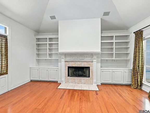 3rd image of 3911 Prospect Way Dr