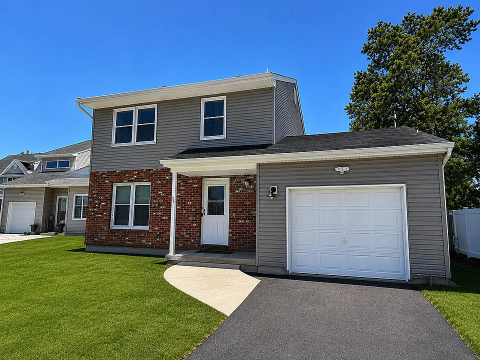 37 Kettle Creek Dr