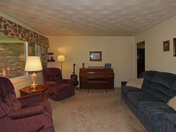 5th image of 8020 E County Road 725 N