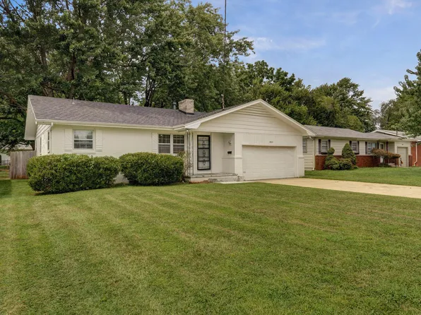 2033 S Kentwood Avenue, Springfield, MO 65804