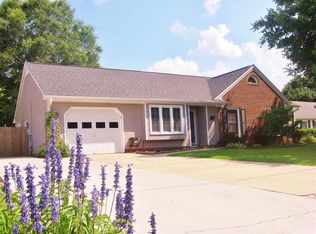124 Stonemark Ct, Jacksonville, NC 28540