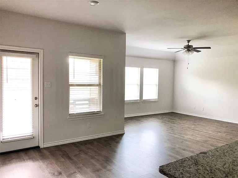 616 Rawhide Way — Photo 13