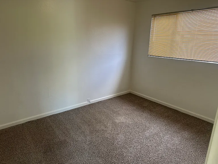 585 Old Canyon Rd #2 — Photo 3