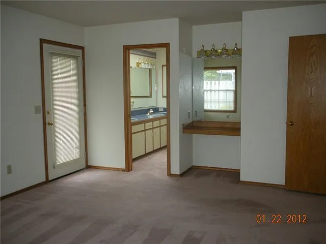 91 Brittany Ln — Photo 10