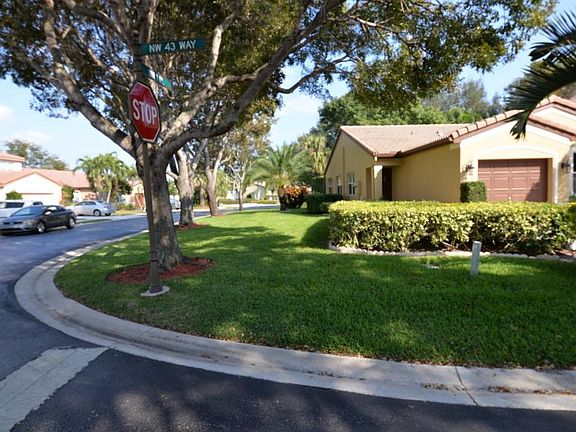 2nd image of 58 NW 43rd Way