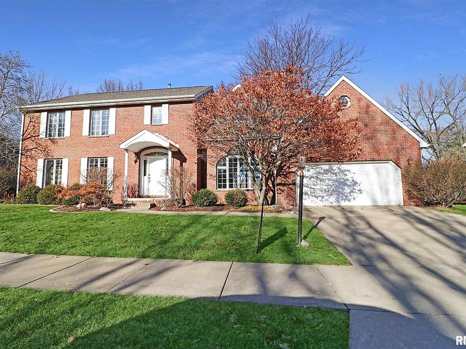 1st image of 749 W Brookforest Dr