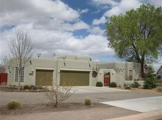 2533 Campbell Rd NW, Albuquerque, NM 87104