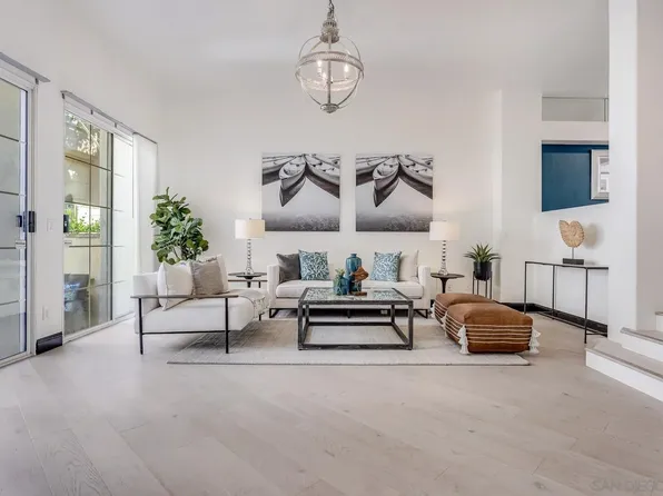 5161 Renaissance Ave Unit C, San Diego, CA 92122