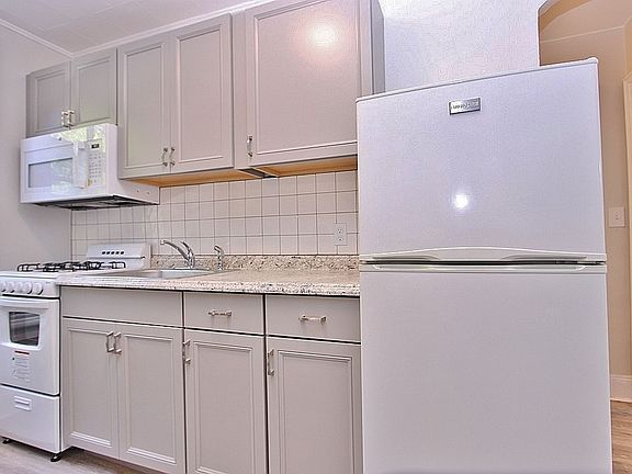 4th image of 173-177 Washington Ave #2