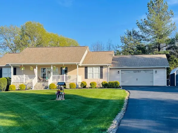 1160 Apple Orchard Ln, Troutville, VA 24175
