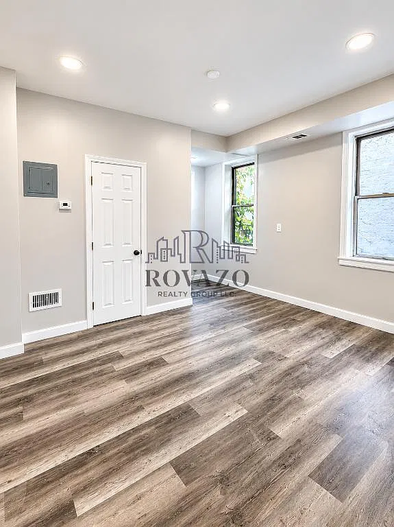 2 bed, 650 sqft, $1,500 — Photo 3