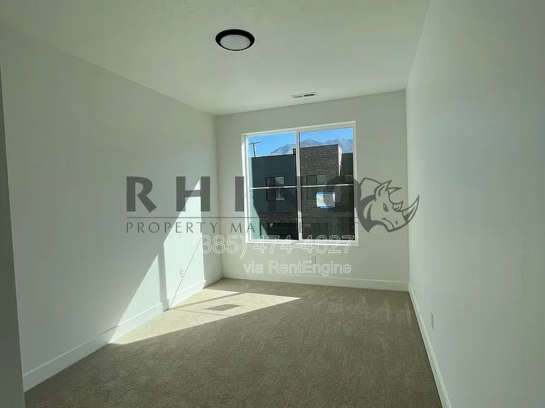 4634 S Locust Hills Ct — Photo 10