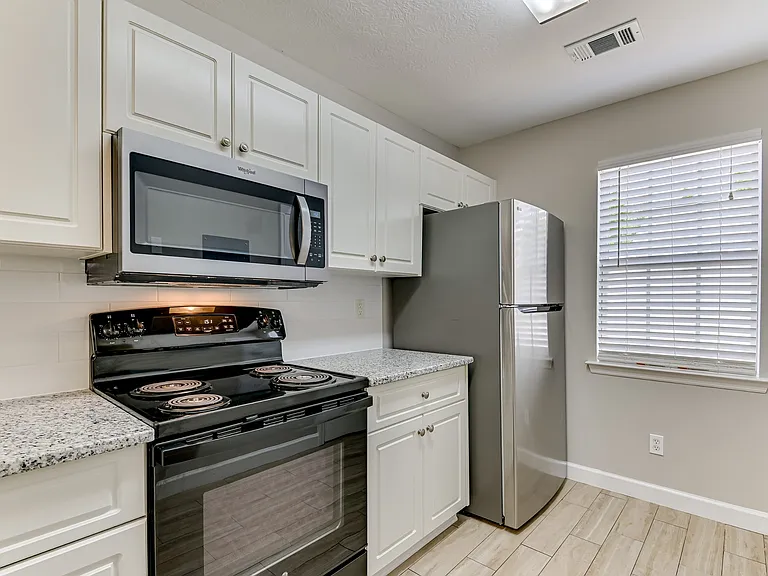 4680 Brookwood Ln — Photo 11