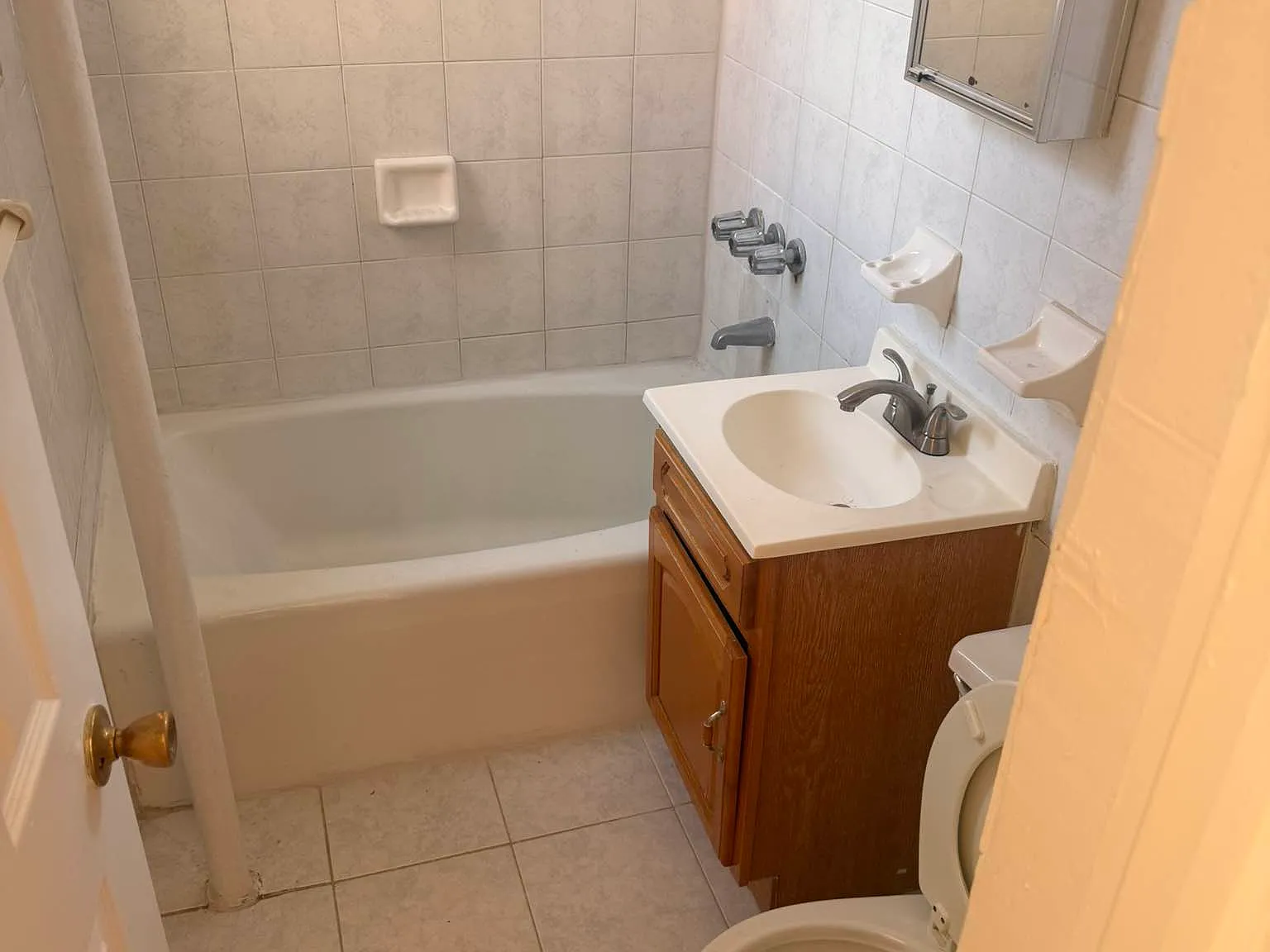 32-22 41st Street — Photo 3