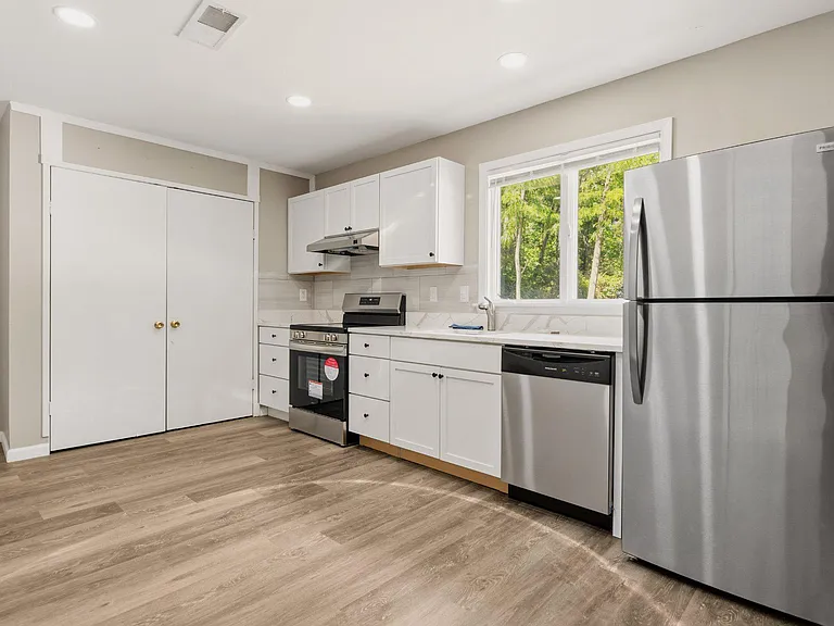 8304 Dangerfield Pl — Photo 8