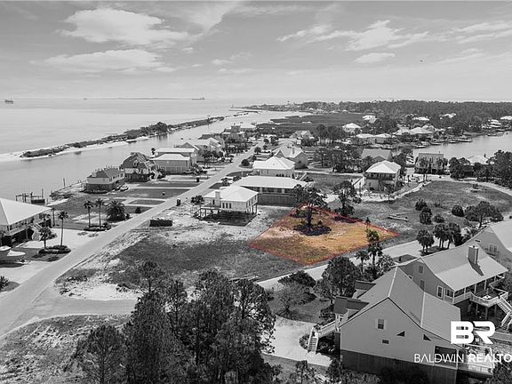 3rd image of 236 Sea Point Loop