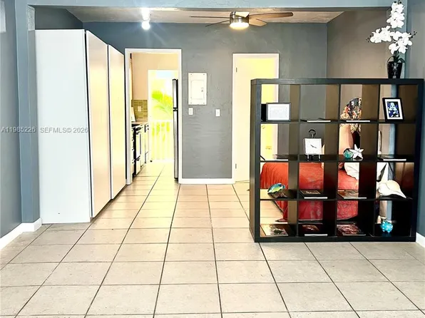 835 Meridian Ave, Miami Beach, FL