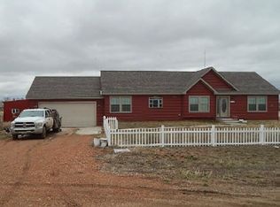 14902 Hoss St, Williston, ND 58801