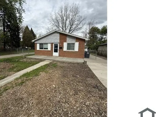 6383 Princess St, Taylor, MI 48180
