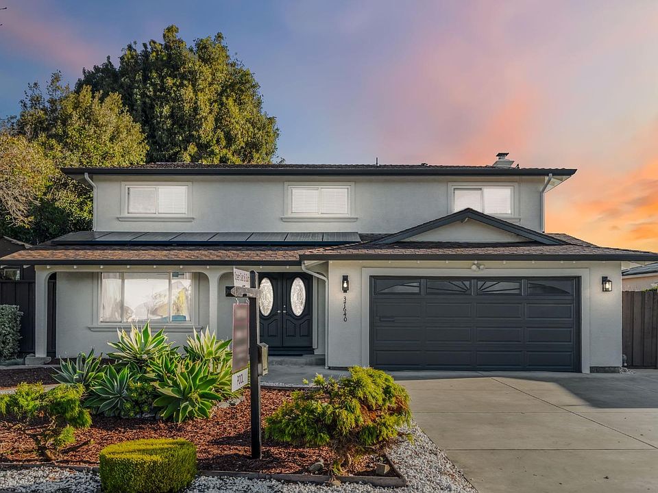1st image of 37640 Hyacinth St