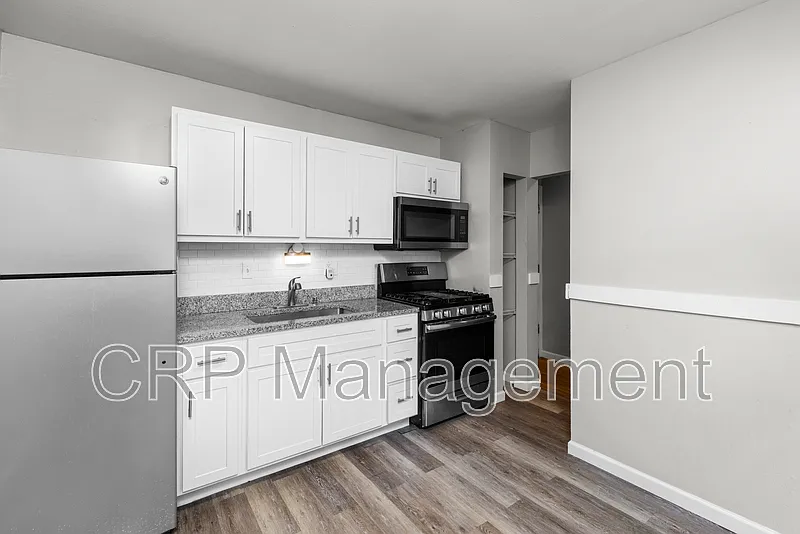 1 bed, 1.0 bath, 646 sqft, $785 — Photo 4