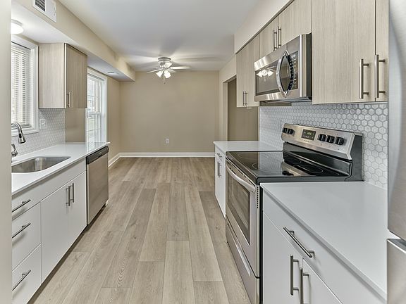 Woods Edge 3 Bedroom Kitchen