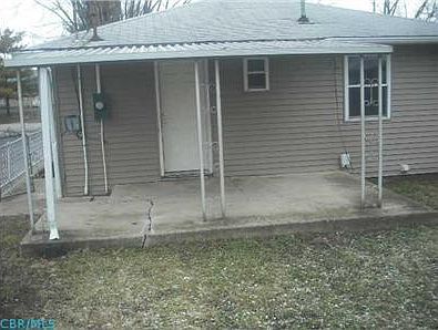 3rd image of 1653 Laurel Ave