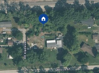 1954 Shadrix Dr, Chesterton, IN 46304