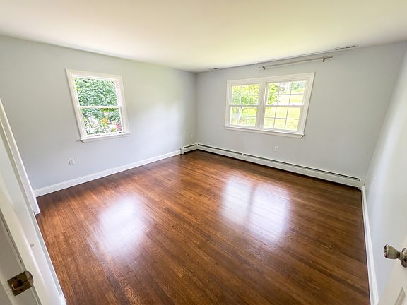 5th image of 7930 McKaig Rd