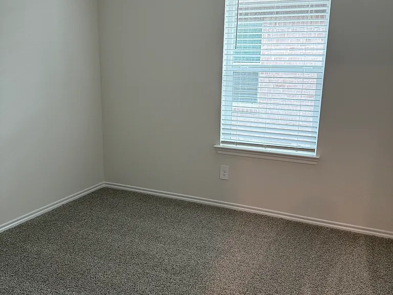 845 Wild Rose Way — Photo 8
