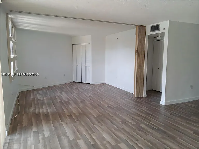 1300 Saint Charles Pl #222 — Photo 6