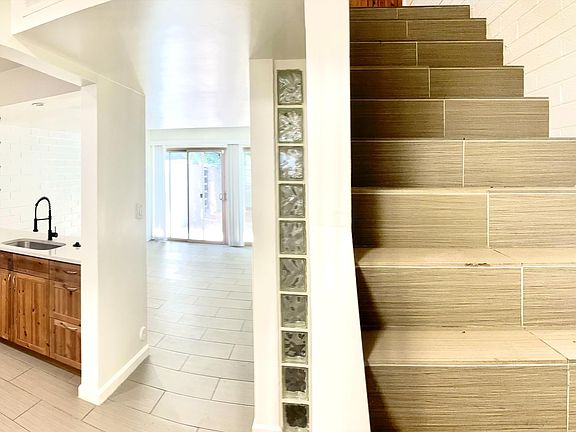 2nd image of 7325 E Belleview St Unit 1016