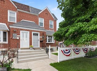857 Glenn St, Philadelphia, PA 19115