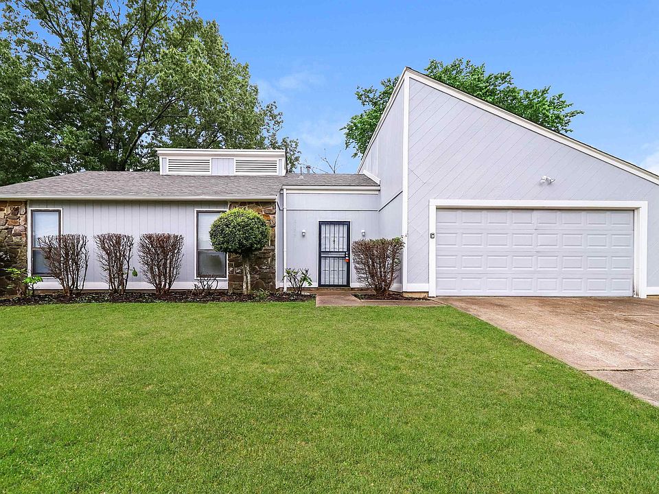 1st image of 6133 Belle Forest Dr