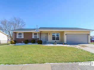 2904 Advance Dr, Florissant, MO